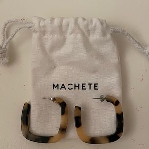 Machete Midi Square Hoops - Blonde Tortoise